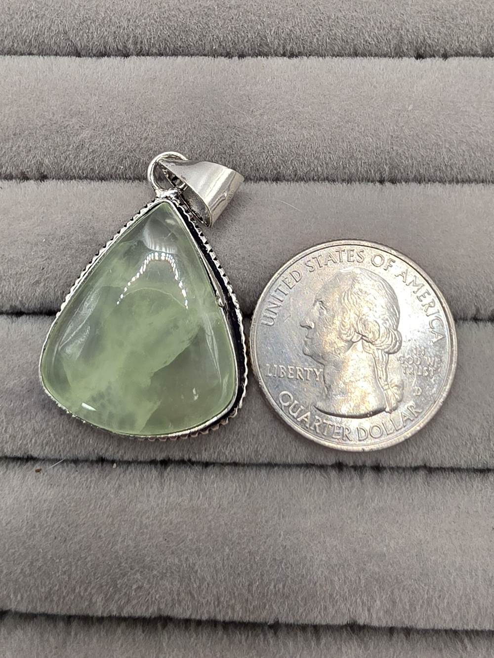 Green Prehnit Teardrop Pendant Necklace - Silver Plated Setting